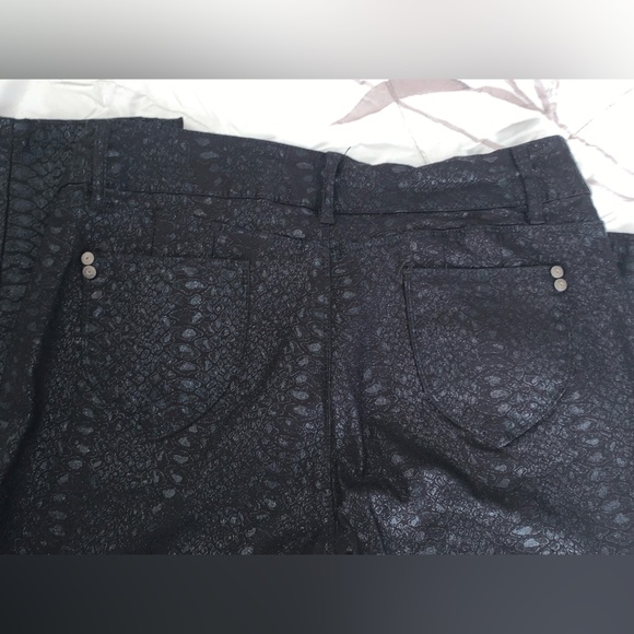 Stylish Black Pants for Women - Picture 7 of 10